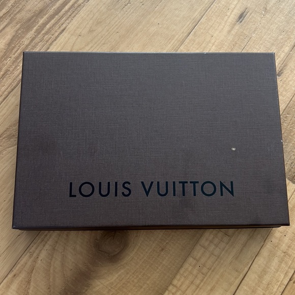 Louis Vuitton Pouchette - Picture 2 of 16